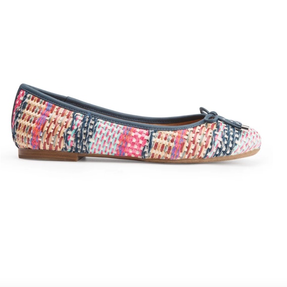 ME TOO ORIGINALS Saylor Flat in Blue Multi Raffia - Size 8 - NWT New - Picture 3 of 8